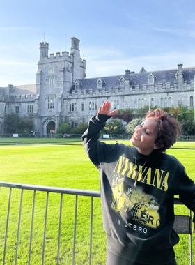 NIRVANA乐队美式复古做旧印花圆领卫衣秋冬款薄绒摇滚潮男女外套