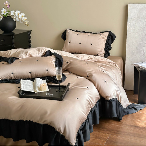 少女心刺绣丝滑裸睡被套床上用品