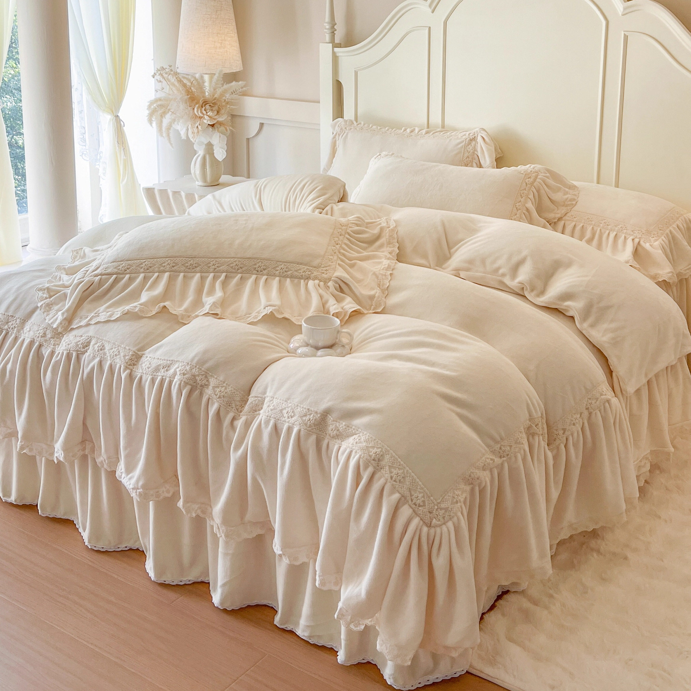 冬季公主风加厚牛奶绒床上四件套法式大花边珊瑚绒被套仙女床裙款