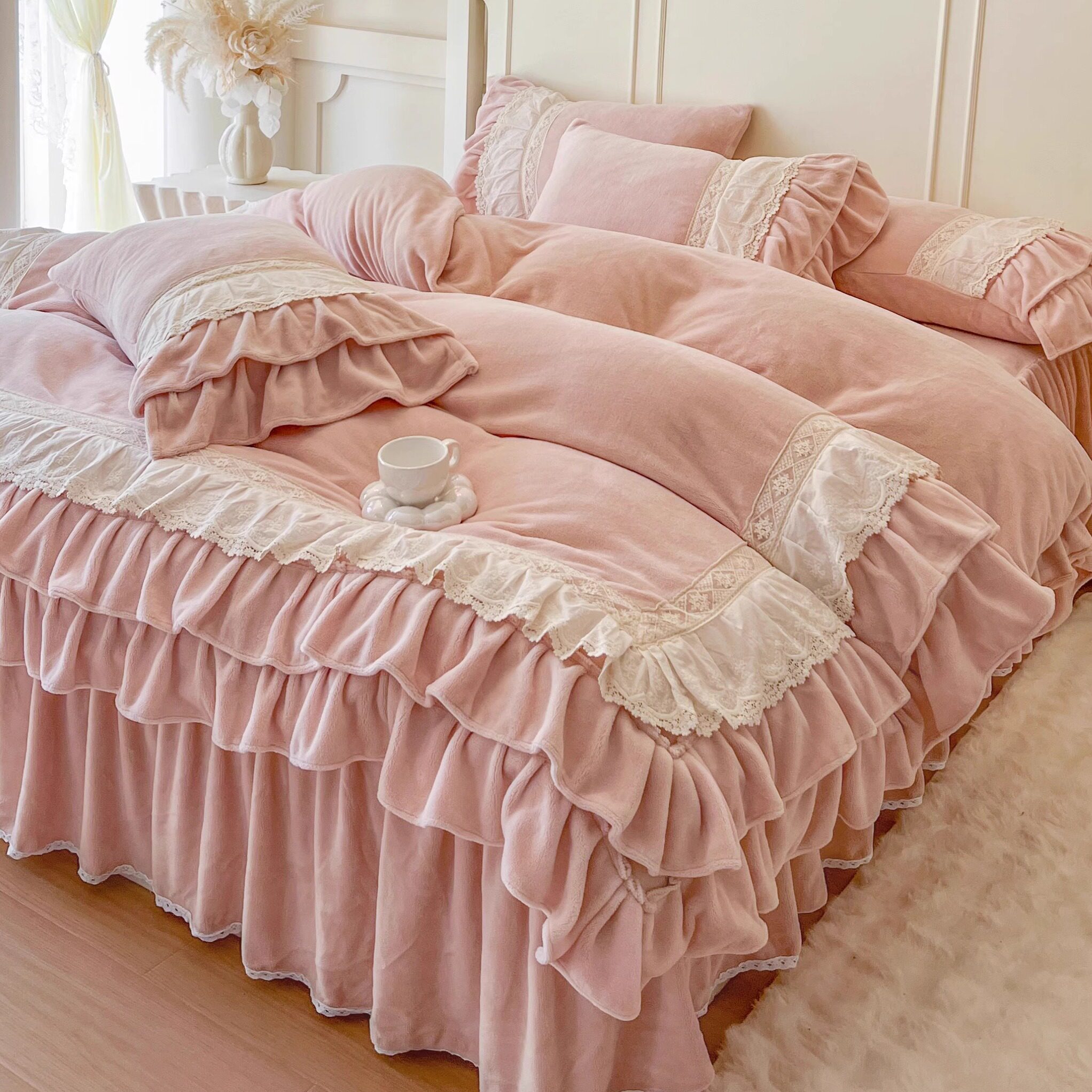 法式仙女加厚牛奶绒四件套公主风蕾丝花边被套双面绒珊瑚绒床裙款