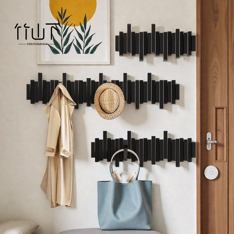 钢琴键挂衣架入户玄关墙上免打孔置衣包架卧室不占空间小型衣帽架