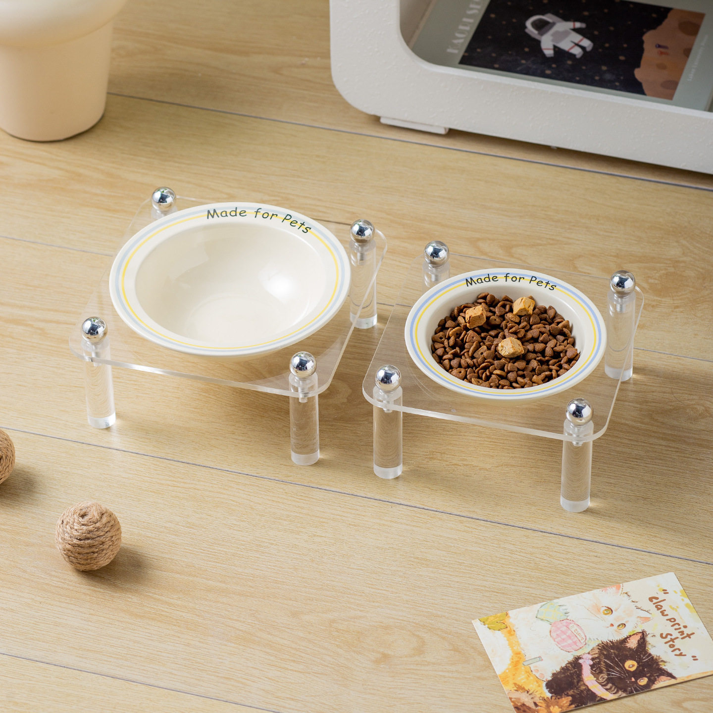 简约风英文条纹飞碟碗带亚克力架家用陶瓷宠物碗猫碗狗碗防打翻碗,宠物/宠物食品及用品,宠物智能碗,淘宝优惠券,粉丝福利购,淘宝优惠卷