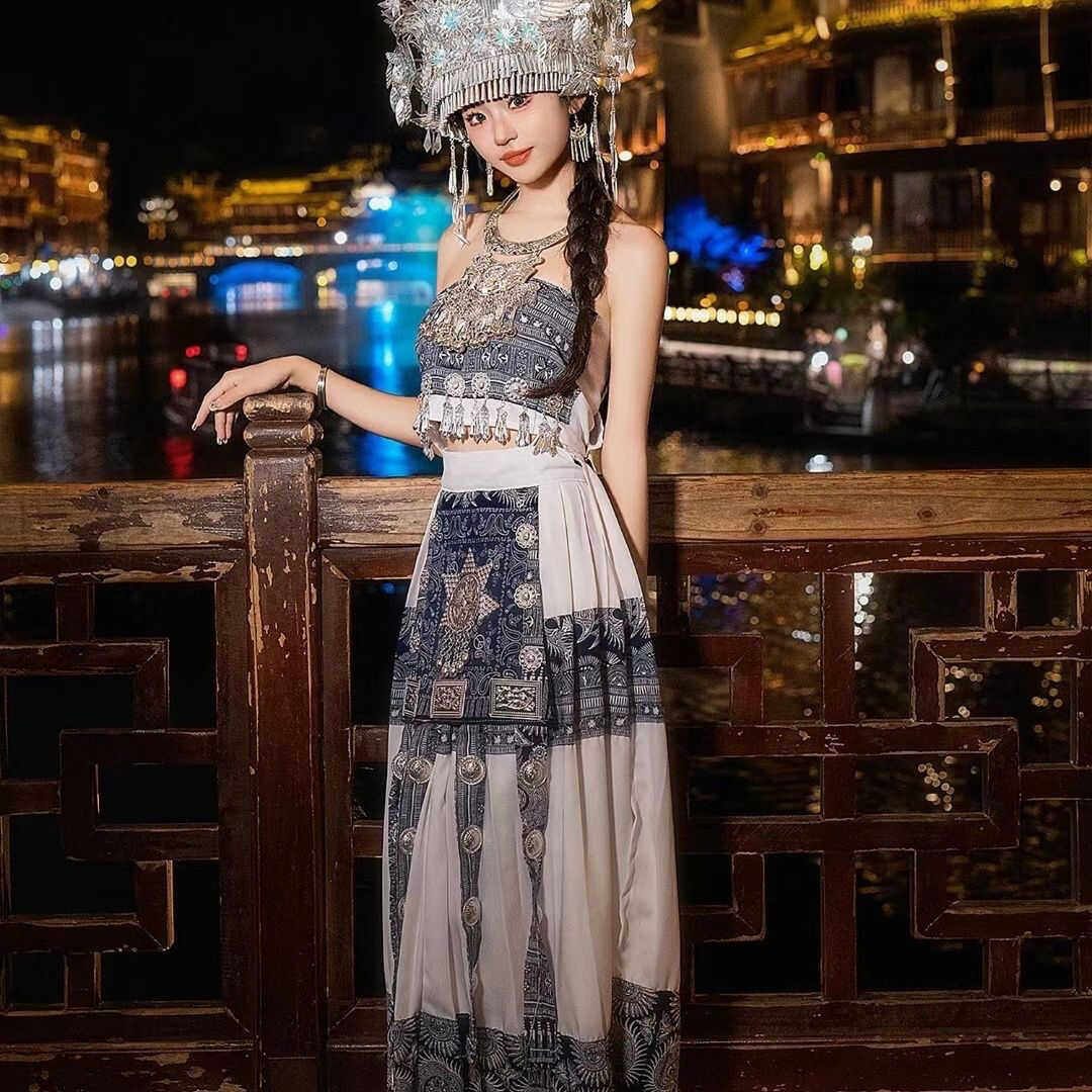 抹胸舞台蜡染写真民族风情服装