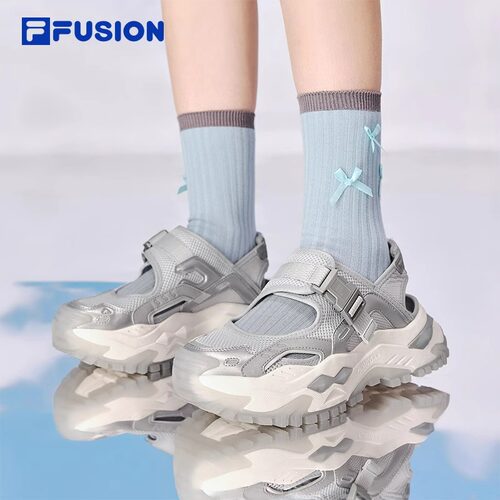 FILAFUSION斐乐女鞋硬糖凉鞋
