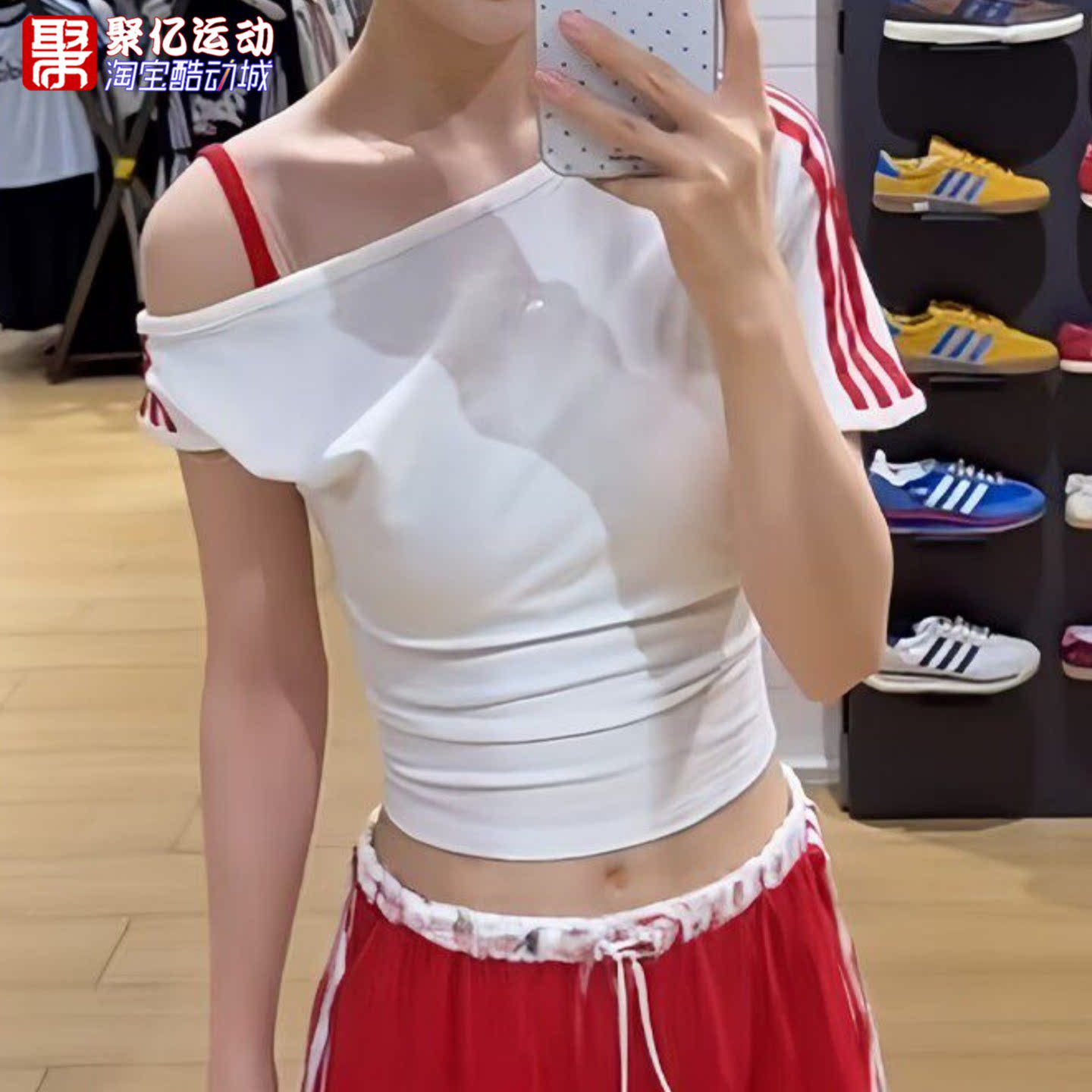 阿迪达斯短袖女运动休闲纯棉T恤