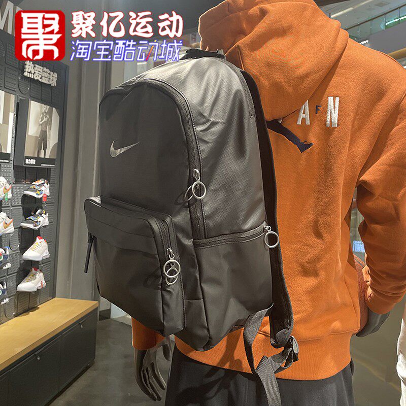 耐克大容量运动双肩背包旅行书包