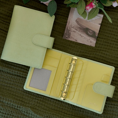 A5S拼皮纹奇葩头层黄绿活页本
