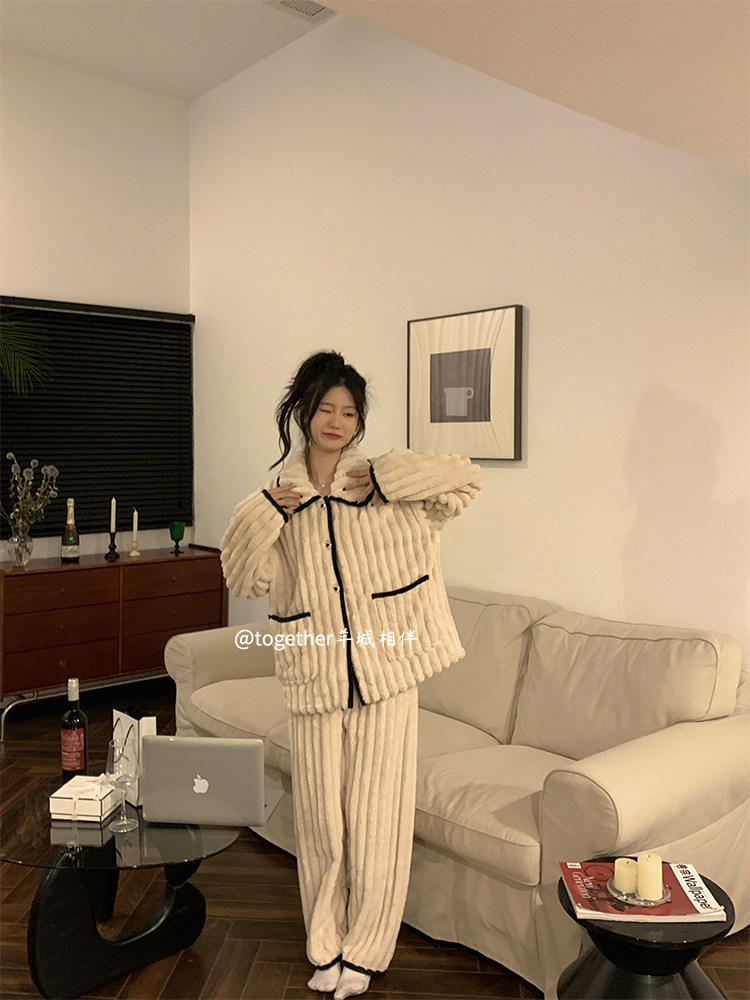 여성 겨울 잠옷 두꺼워지고 벨벳 산호 벨벳 더블 브레스트 솔리드 컬러 작은 향기 플란넬 겨울 따뜻한 가정 의류
