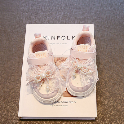 女童低帮小白鞋公主鞋2025春秋季儿童运动板鞋女孩珍珠时尚蝴蝶结