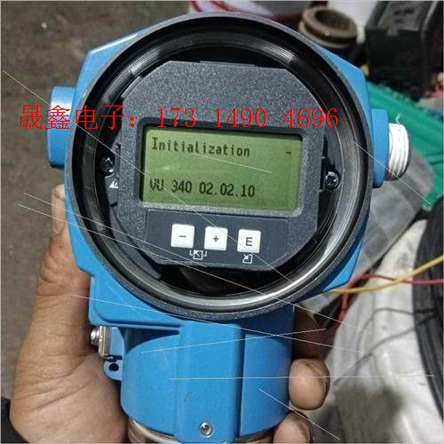 E+H:PMC71-4LKV6/0,通电显示,没有前后盖了,【产【询价产品】
