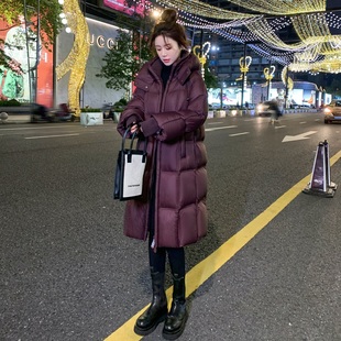 高端长款泡芙羽绒服女冬季2025新款女士95白鸭绒加厚保暖爆款外套