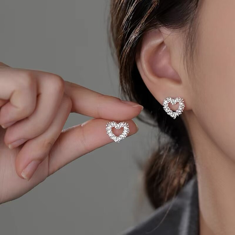 925银镂空爱心耳钉女轻奢小众