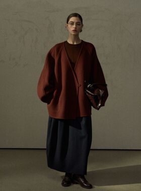 COLNE冬季新款极简牛角扣羊毛V领廓形双面呢夹克外套