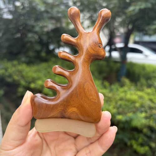 檀木按摩头皮经络梳子羊角刮痧板小鹿四各一鼻刮眼部按摩经络刷