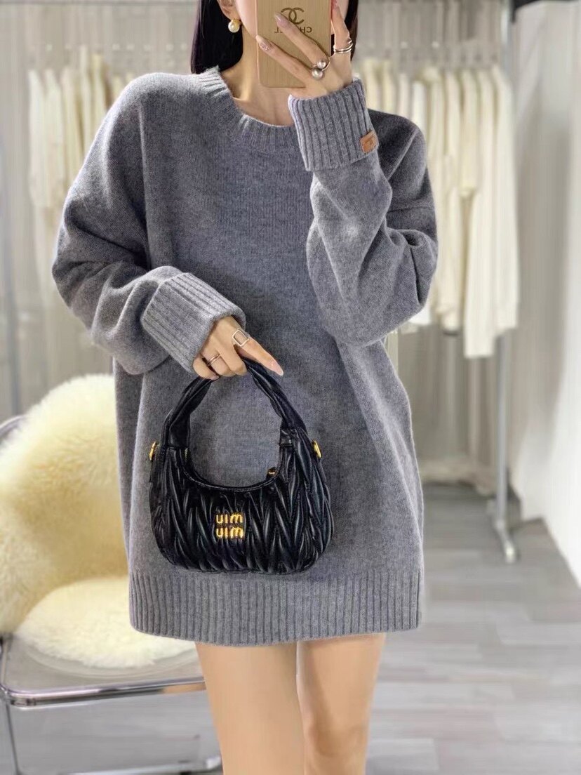 宽松厚实羊毛毛衣慵懒