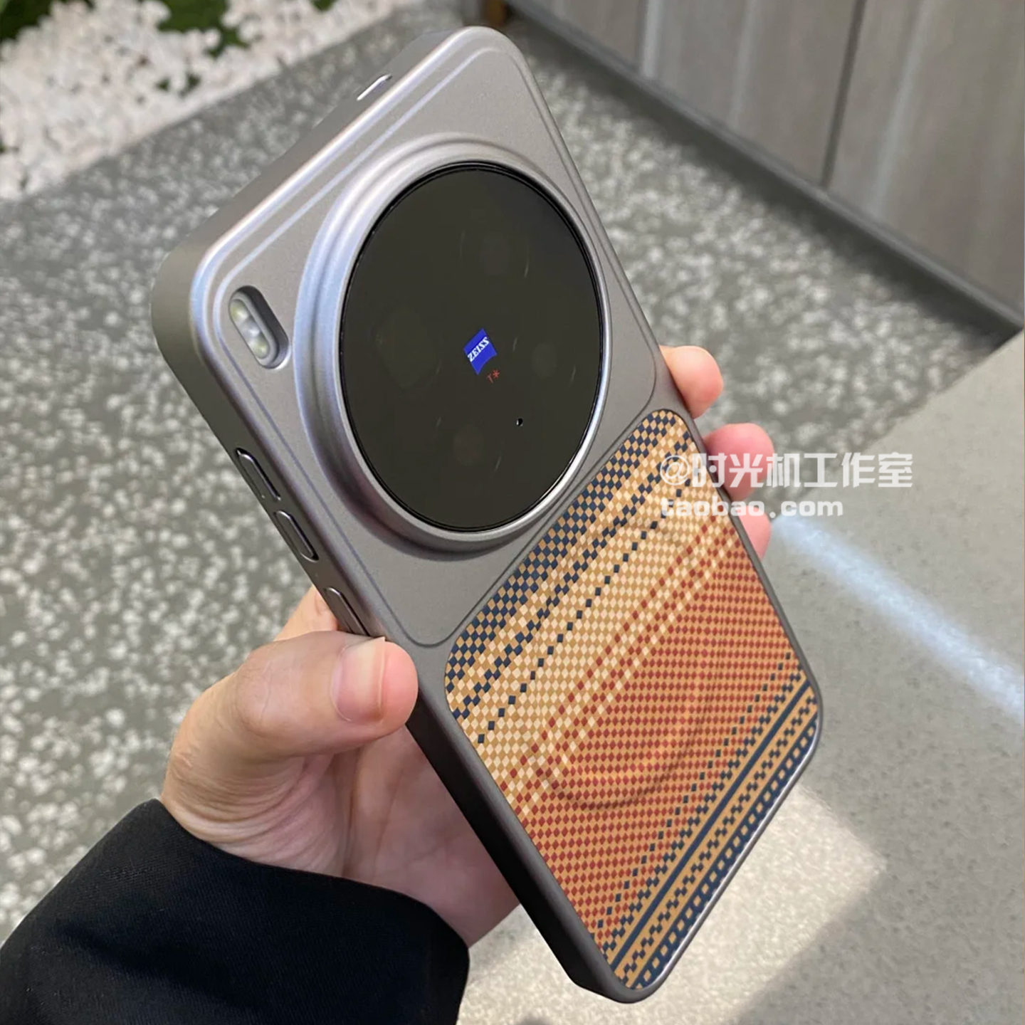 适用vivoX300肤感碳纤维纹理磁吸