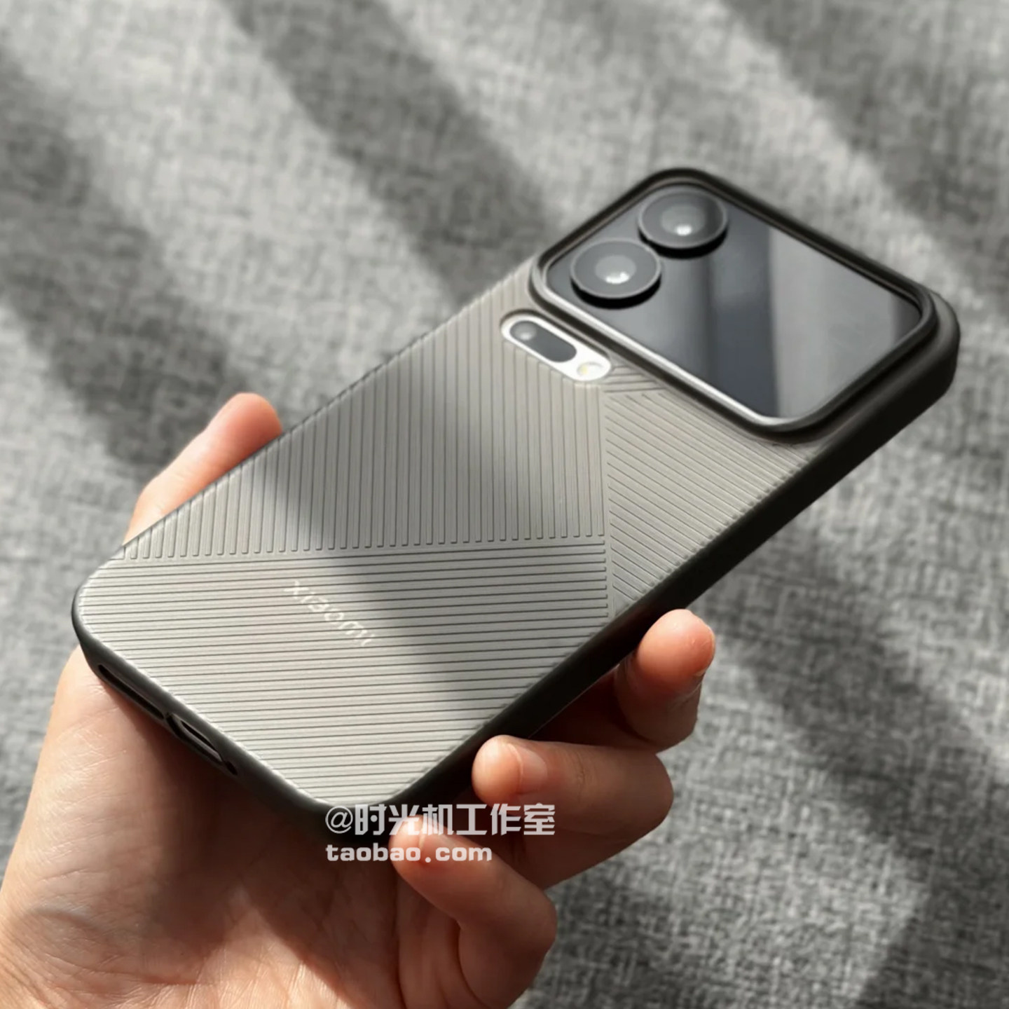 轻奢风立体浮雕几何线条适用小米17Promax手机壳15Ultra磨砂防指纹14/13纯色透明PC硬壳高级感格纹创意男女套