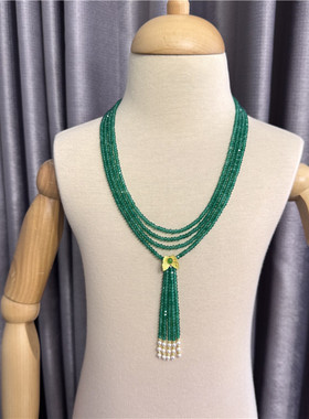 绿玉髓多层设计款项链轻奢气质女