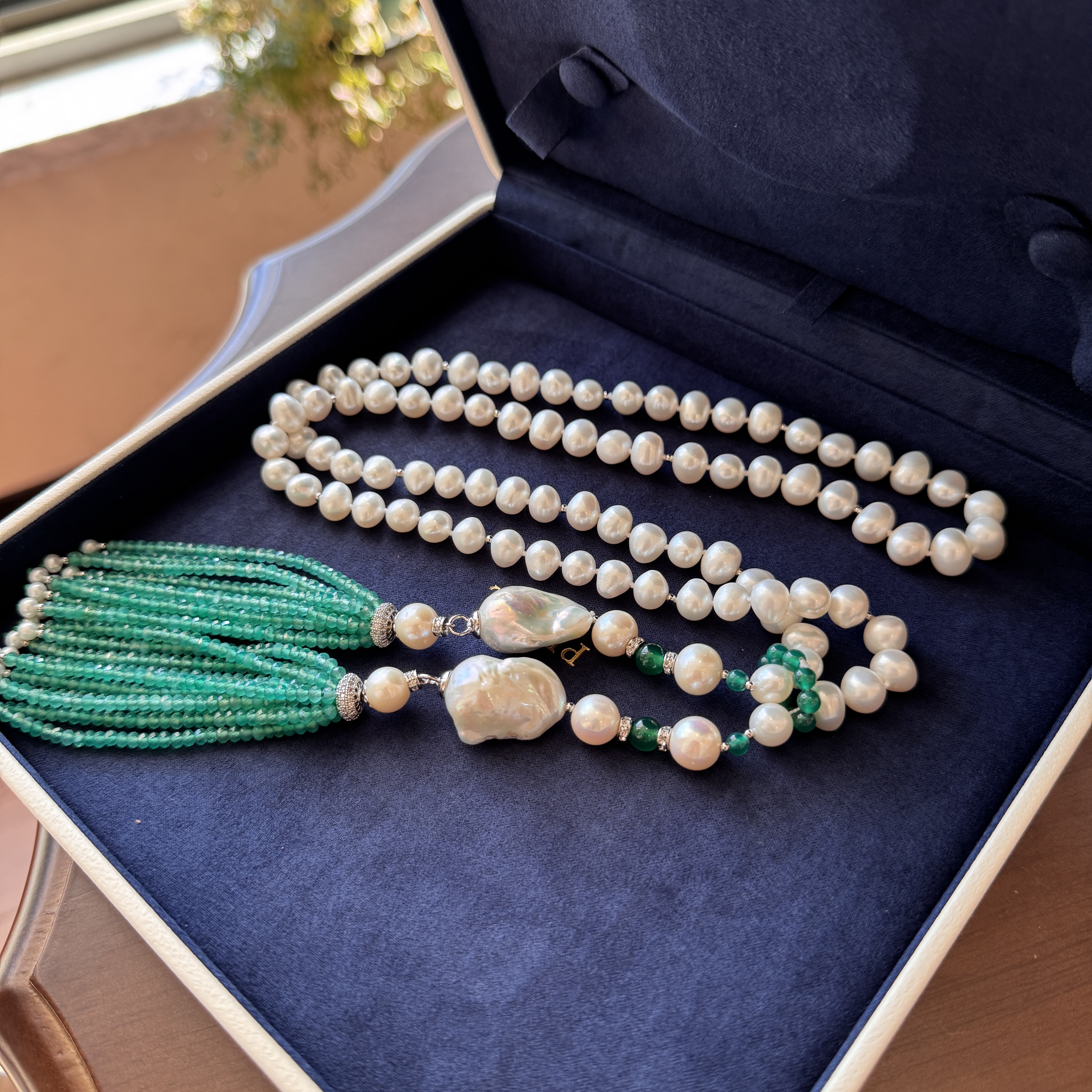 天然珍珠绿玉髓长款流苏毛衣链女