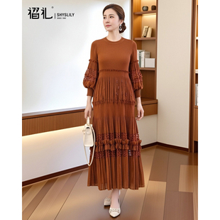 三宅高端紫色连衣裙女装新款春季轻奢妈妈衣服洋气长裙褶皱大摆裙