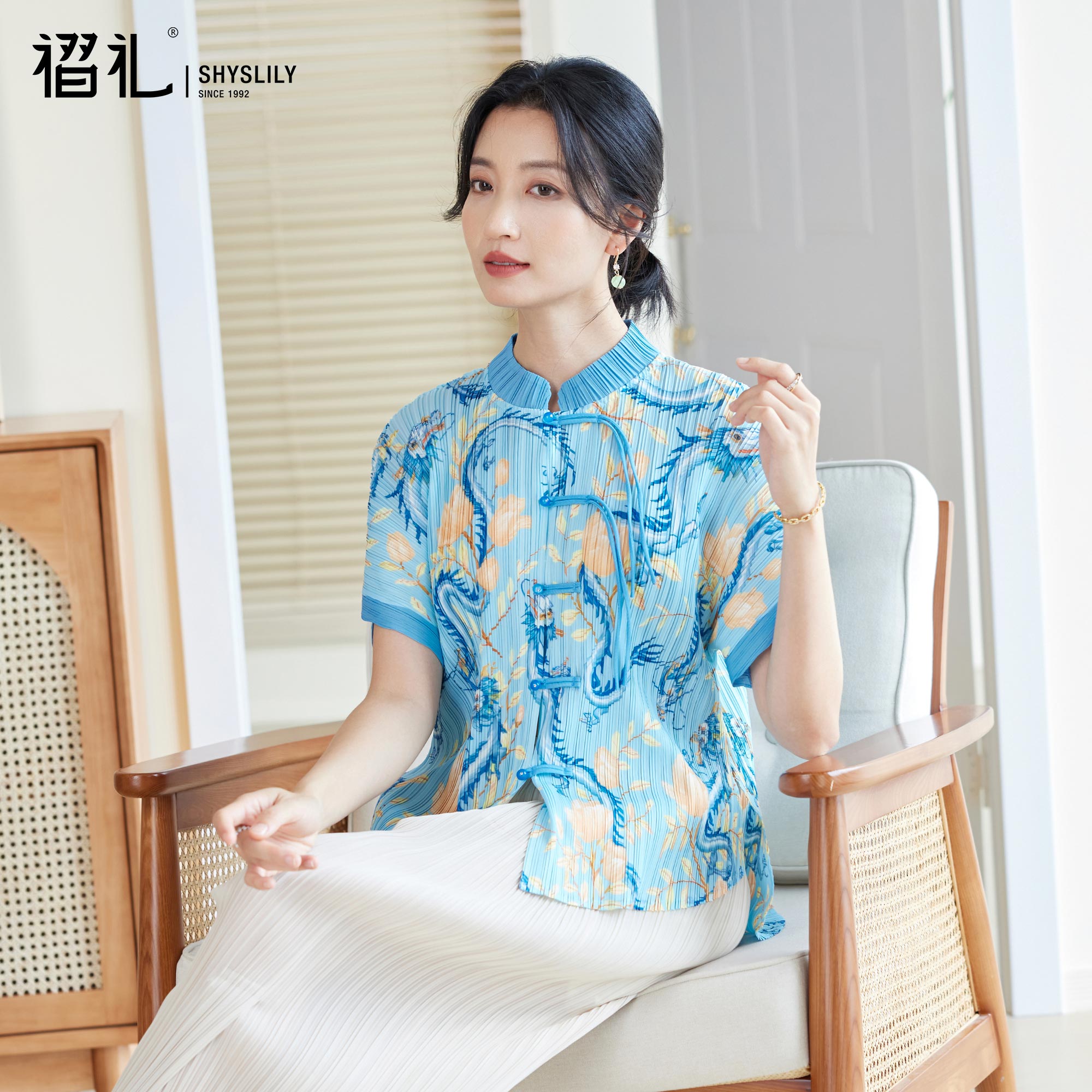 减龄中年妈妈夏装洋气上衣新中式短袖衬衫女夏款淑女气质衬衣褶皱