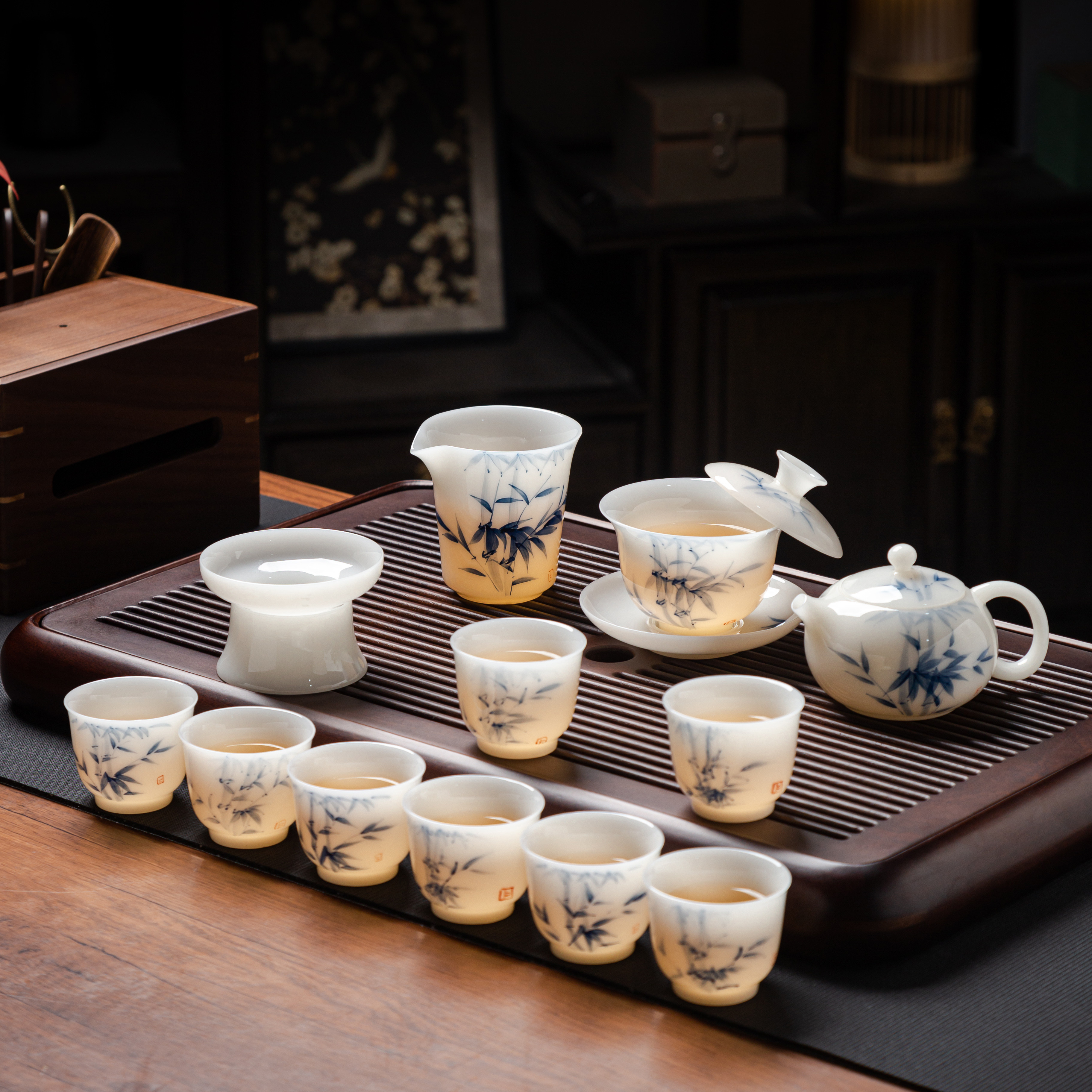 釉下彩手绘璞玉冰种玉瓷功夫茶具套装家用办公室轻奢悬停盖碗茶杯