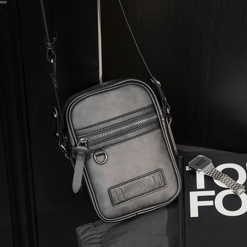 日韩时尚单肩包男潮牌休闲斜挎