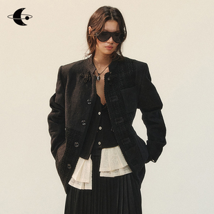 创世纪元【素织拼韵】2026新款秋冬季立领盘结肌理拼接西装外套女