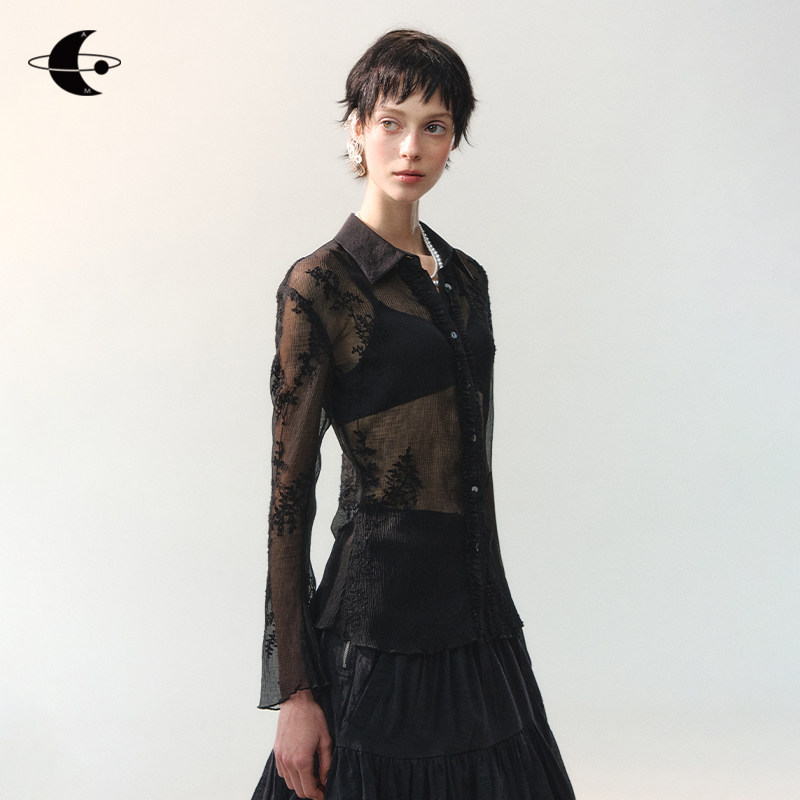 创世纪元【雾縠叠縭】衬衫女款2026新款通勤透纱贝壳扣木耳边上衣