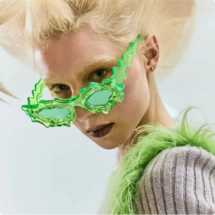 欧美复古不规则猫眼太阳眼镜男女潮个性 糖果色透明粉异形夸张墨镜