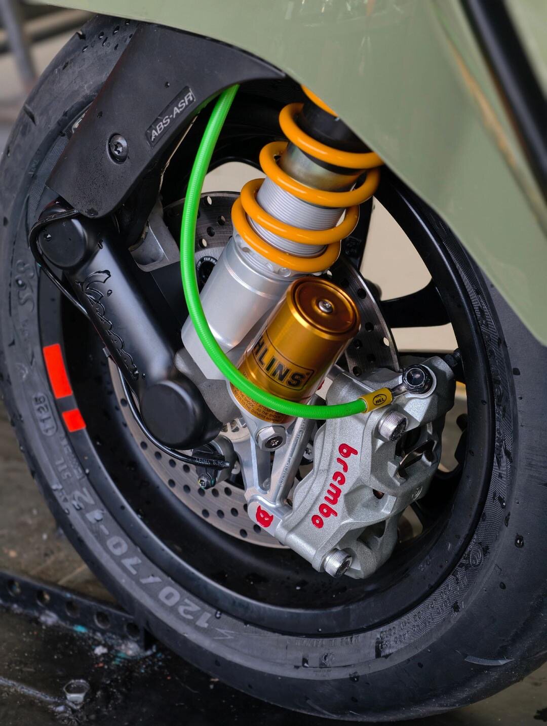 vespa24-26款GTV改装前卡钳套装m50s卡钳魔法工厂一体码Hel油管
