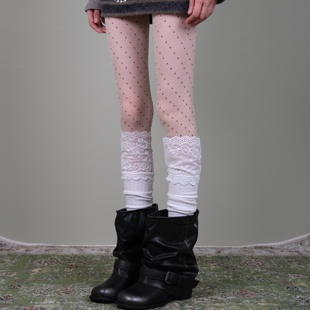 波点丝袜搭配蕾丝堆堆 秋冬木质调低饱和穿搭 西岭 fitcheck