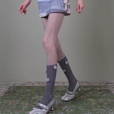 灰色立体小花小腿袜女甜美浪漫风