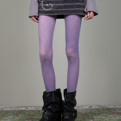 紫色轻亚风穿搭低饱和紫色丝袜