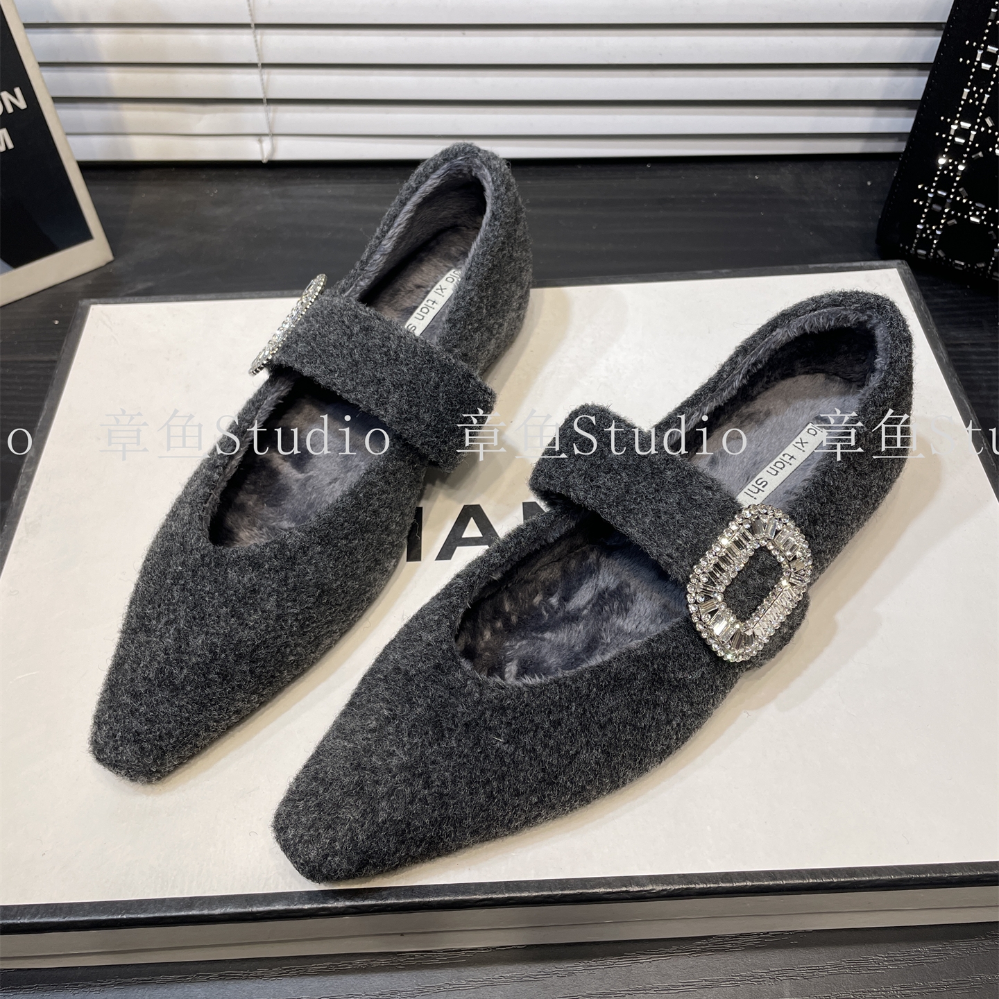 法式毛呢内增高玛丽珍鞋女水钻