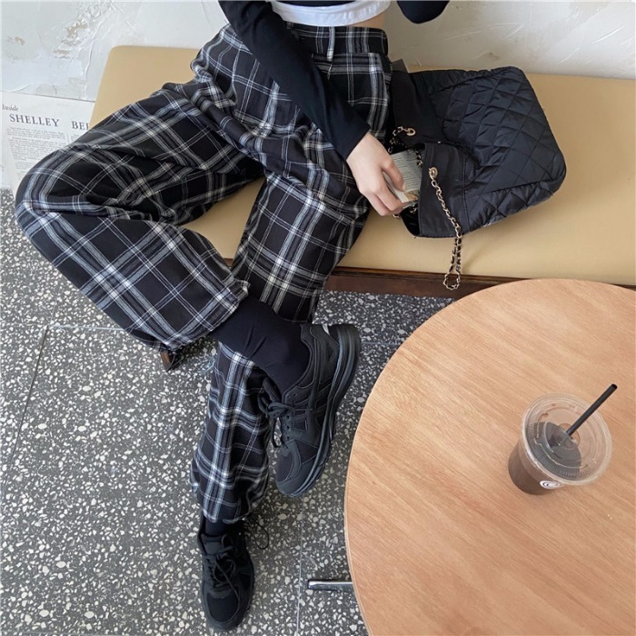 Plaid pants women's Retro Hong Kong style high waist show thin large size Harlan spring and summer versatile straight tube leisure Leggings small feet