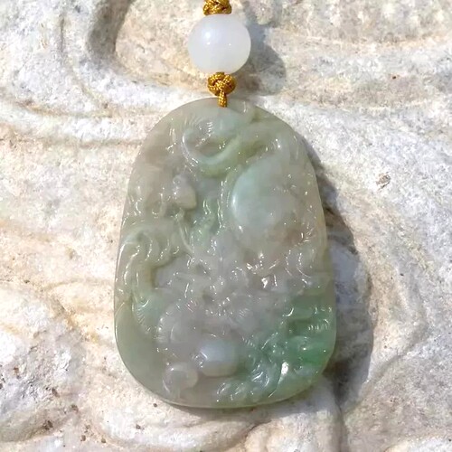 天然A货缅甸老坑翡翠吊坠挂件