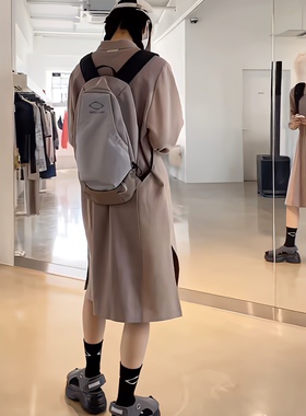 [REコンテナ] mschf韩版潮牌小众设计菱形撞色拼接休闲百搭双肩包