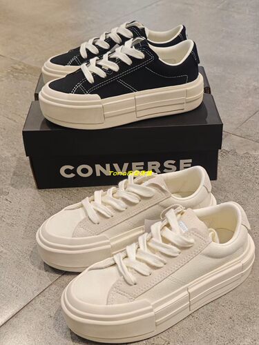 匡威休闲女低帮增高帆布鞋厚底