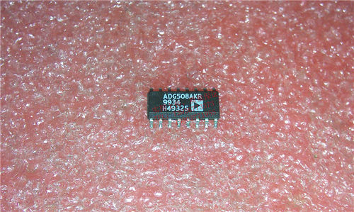 质量保证 价格以咨询为准 原字原脚IC，包退换，包质量，包上机，诚信经营，质量保证，欢迎咨询，放心购买。 全新原装现货 封装QFP 欢迎购买，咨询店主手机号;13926773373   13790819019