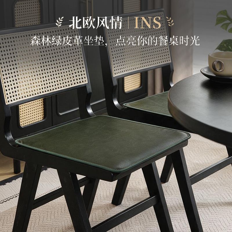皮革餐椅坐垫防猫抓防滑耐磨新款皮制椅垫四季通用高端软皮不粘毛