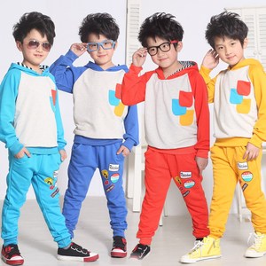 38.64元包邮   运动连帽休闲两件套