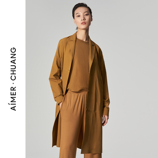 爱慕·CHUANG外穿女多面梭织翻驳领长款上衣外套CA810571