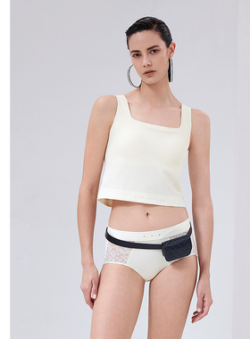 爱慕·CHUANG明动7女士方领无钢圈宽松宽肩带打底背心CA721891