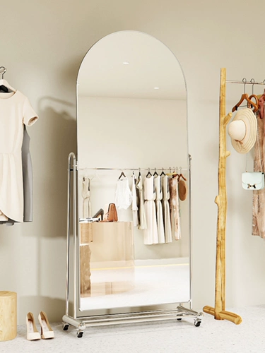 Магазин магазина одежды Test Mirror Net Shop Fore Women's Shop Shop с зеркалом для заправки ролика, демонстрируя худость и высокое похудение красоты Большой зеркало