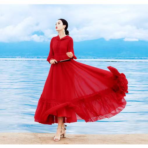 异域风情沙漠长裙青海湖旅游西双版纳红色连衣裙女云南复古红裙夏