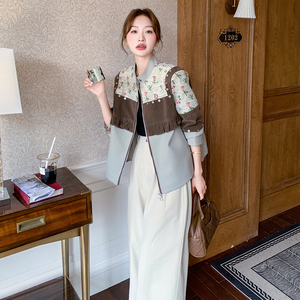 复古碎花拼接小香风短外套女2025秋季新款独特别致小个子立领夹克图片