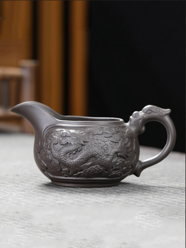 紫砂浮雕龙公道杯原矿泥大号茶海分茶器防烫覆古公杯功夫茶具配件