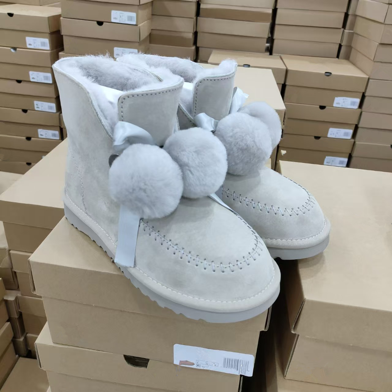 2025冬季河南桑坡凯琳厚底毛球雪地靴女百搭羊毛保暖牛皮磨砂短筒