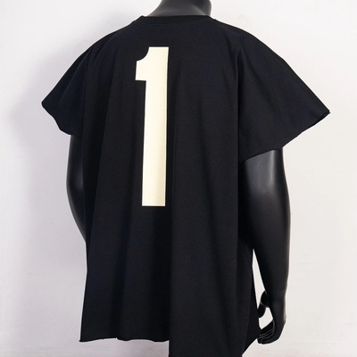 yeezy kanye Vultures1周边背后1字印花一体裁剪宽松高街短袖T恤